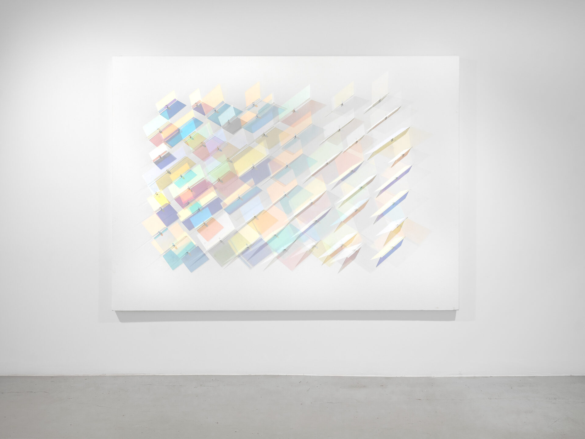 Ross Manning: Ambient Painting (Large Horizontal), 2021.
Photo by Carl Warner